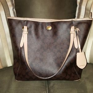 Authentic Coach tote
